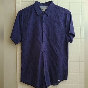 Sovereign Code Casual Button Down w/cranes pattern, size small, navy blue
